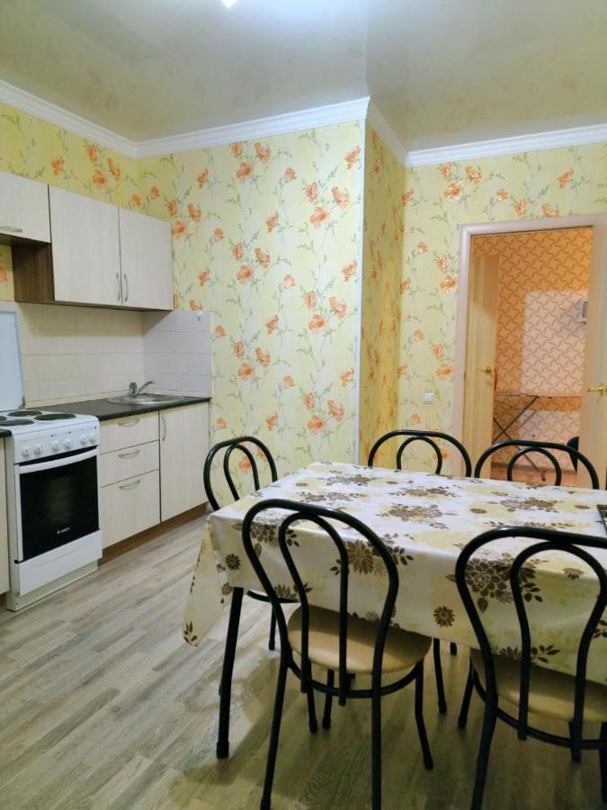 Уютная Квартира Комфорт Класса74 Asztana Kültér fotó